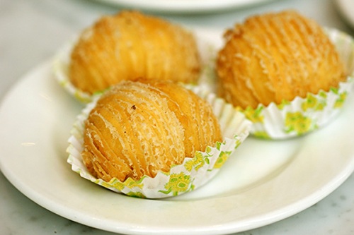 Durian puffs, S$4.20.
